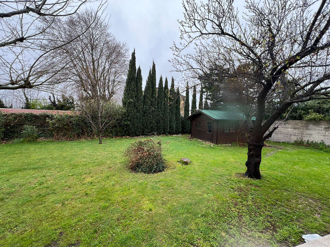 Terrain Constructible Istres - photo 12