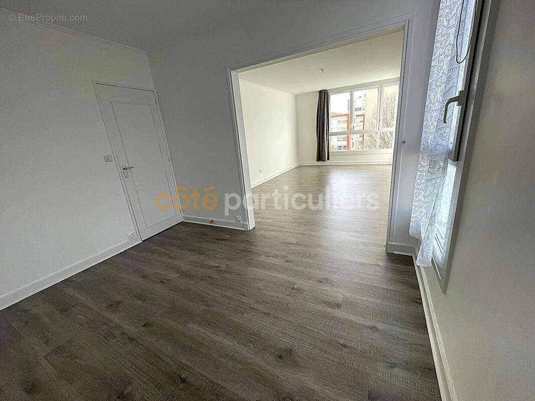 Appartement à HEROUVILLE-SAINT-CLAIR