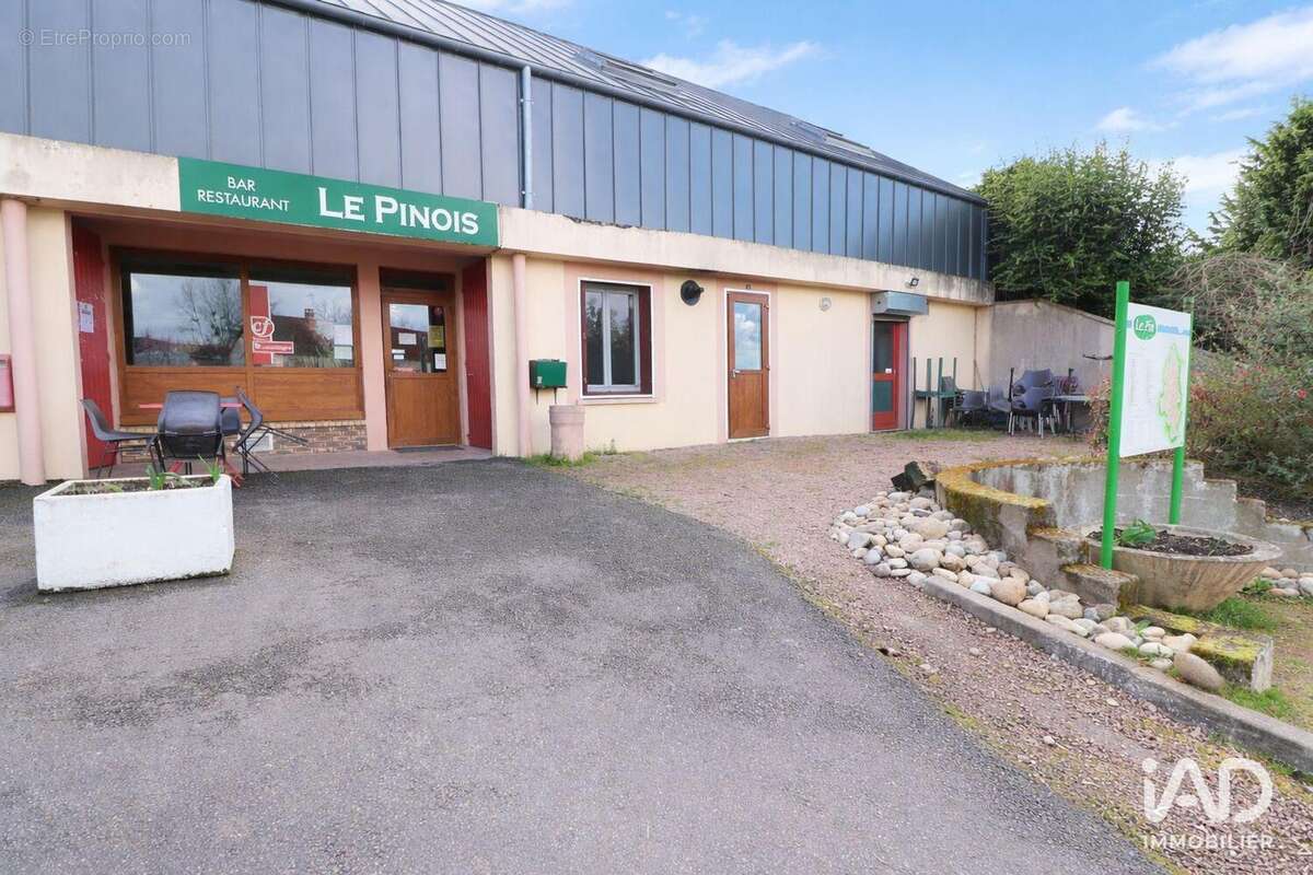 Photo 8 - Commerce à LE PIN