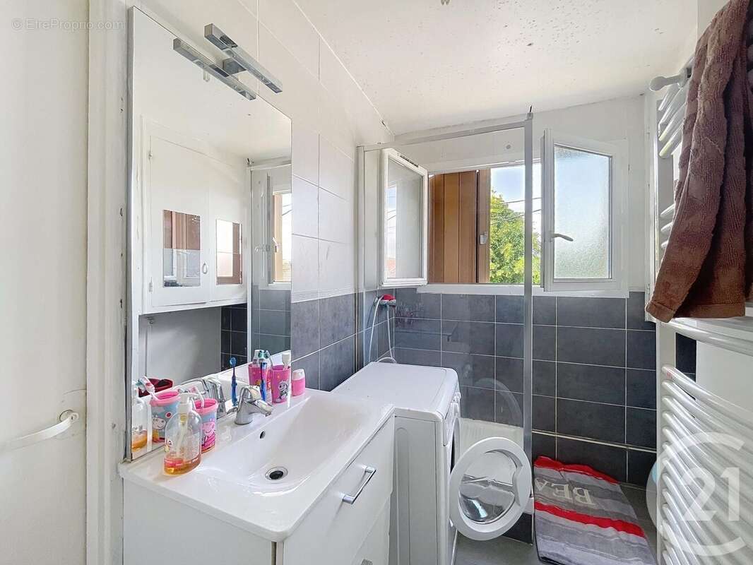 Appartement à MONTEREAU-FAULT-YONNE