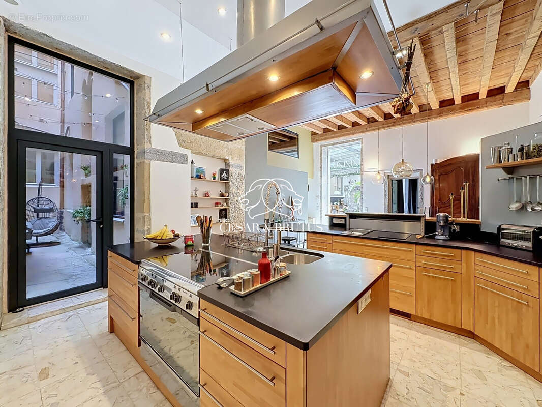 Appartement à LYON-1E