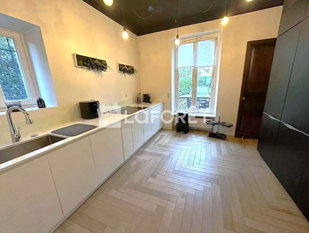 Maison à LE RAINCY