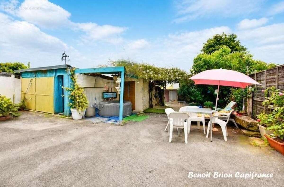 Maison de caractère 120 m² – 5 chambres – Dépendance 50 m² – Proche Rennes - photo 3
