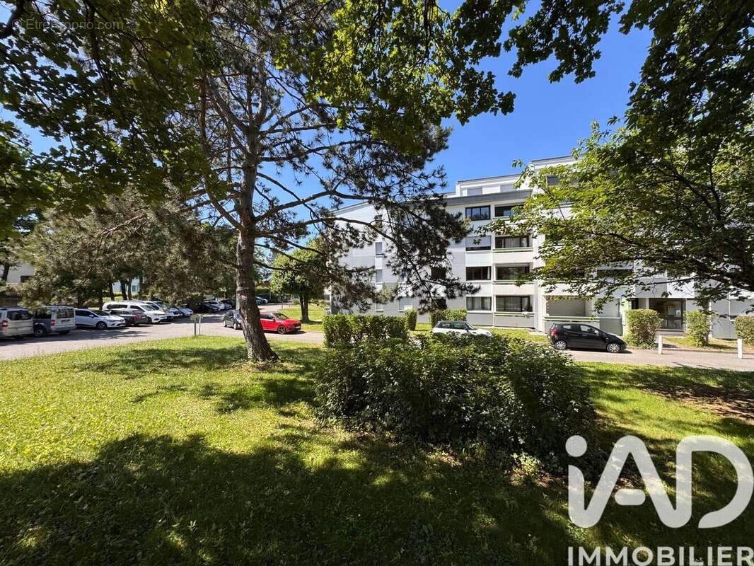 Appartement 97 m² à Saint-Julien-En-Genevois  - photo 8