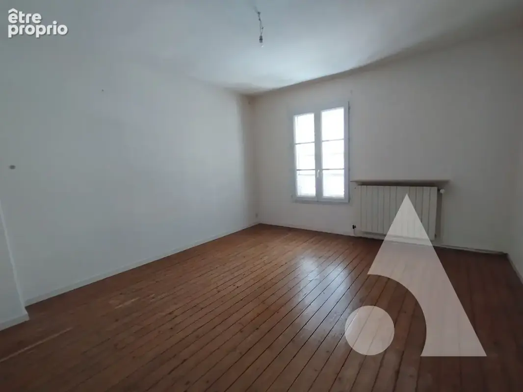 Maison 3 chambres + bureau - garage - axe Crepy Compiègne - photo 8