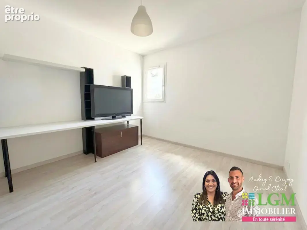 Maison de plain-pied récente, 3 chambres, 440m2 de terrain, garage - photo 13