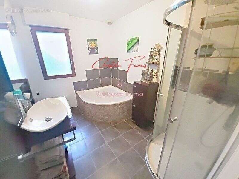 Maison à LES LOGES-MARCHIS