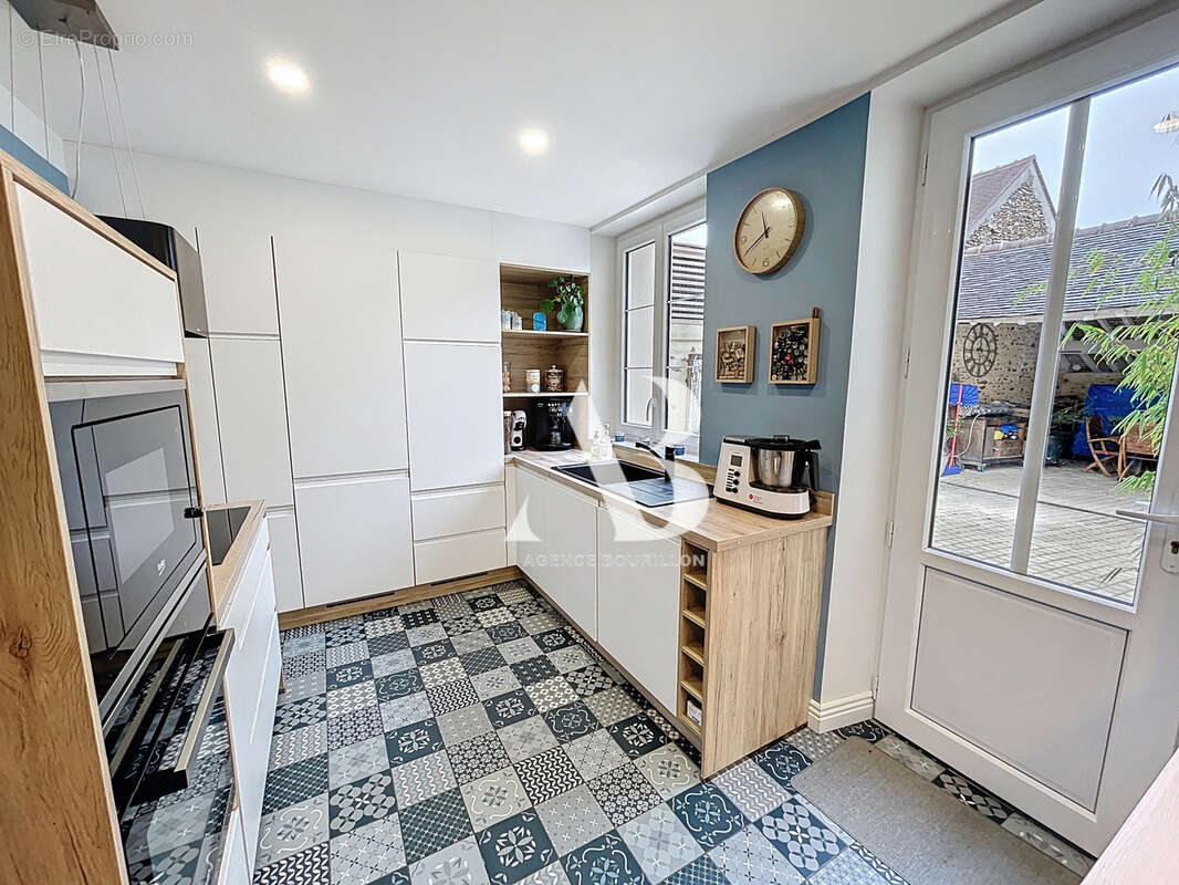 Maison à LA CHAPELLE-GAUTHIER