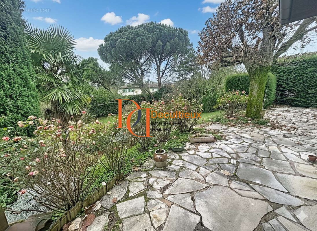 Maison à FRANCHEVILLE