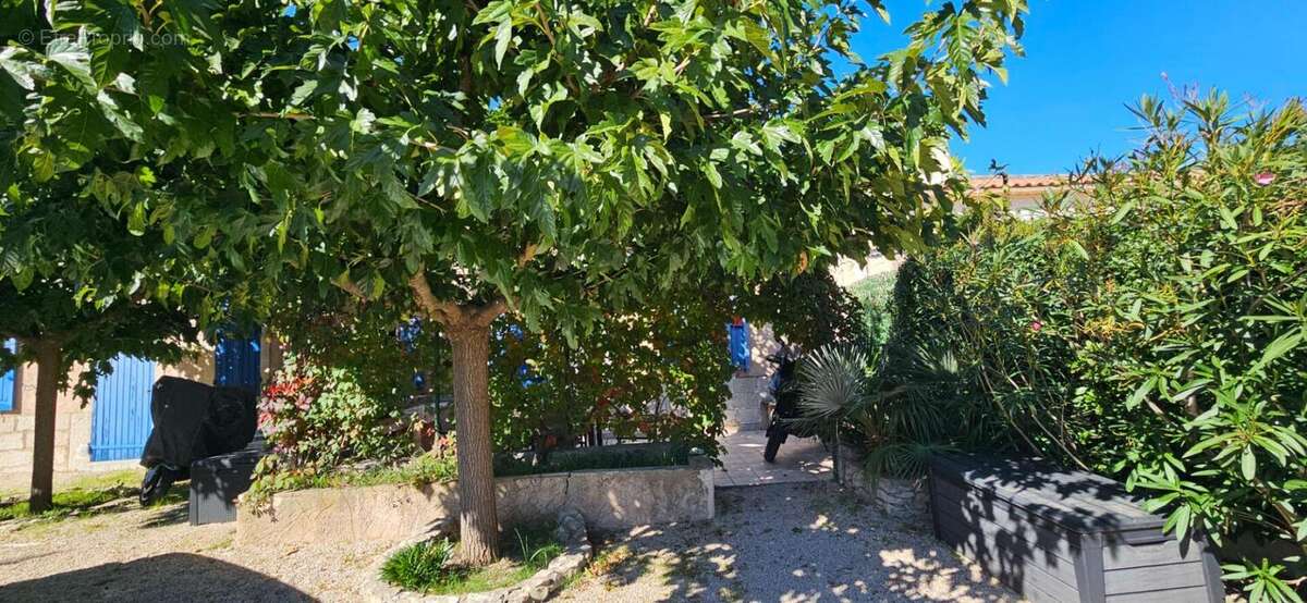 Maison à ROQUEFORT-LA-BEDOULE