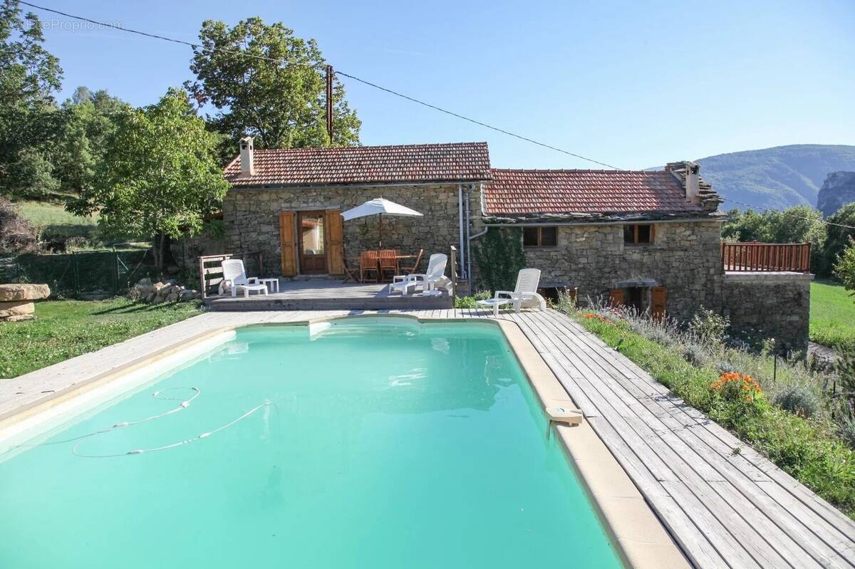 Maison à BRAUX