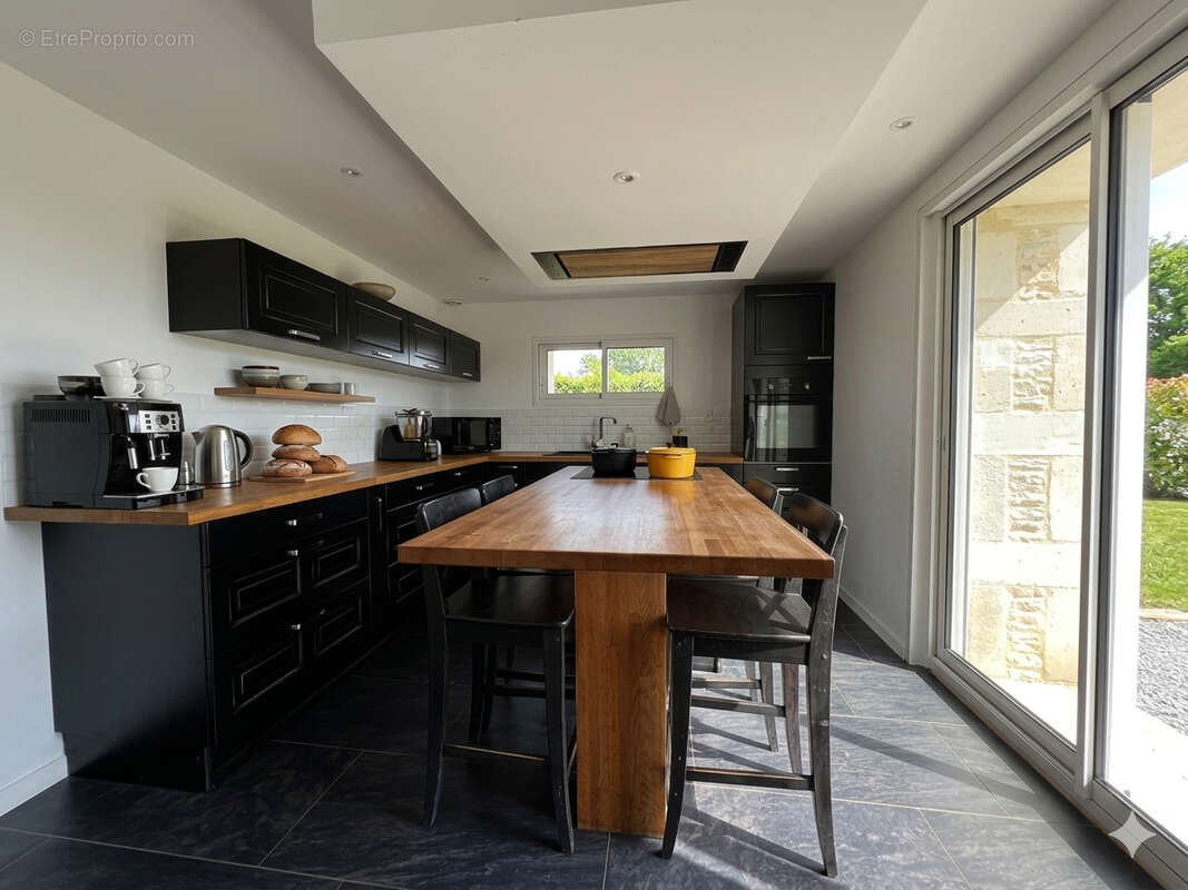 Maison à MEZIDON-CANON