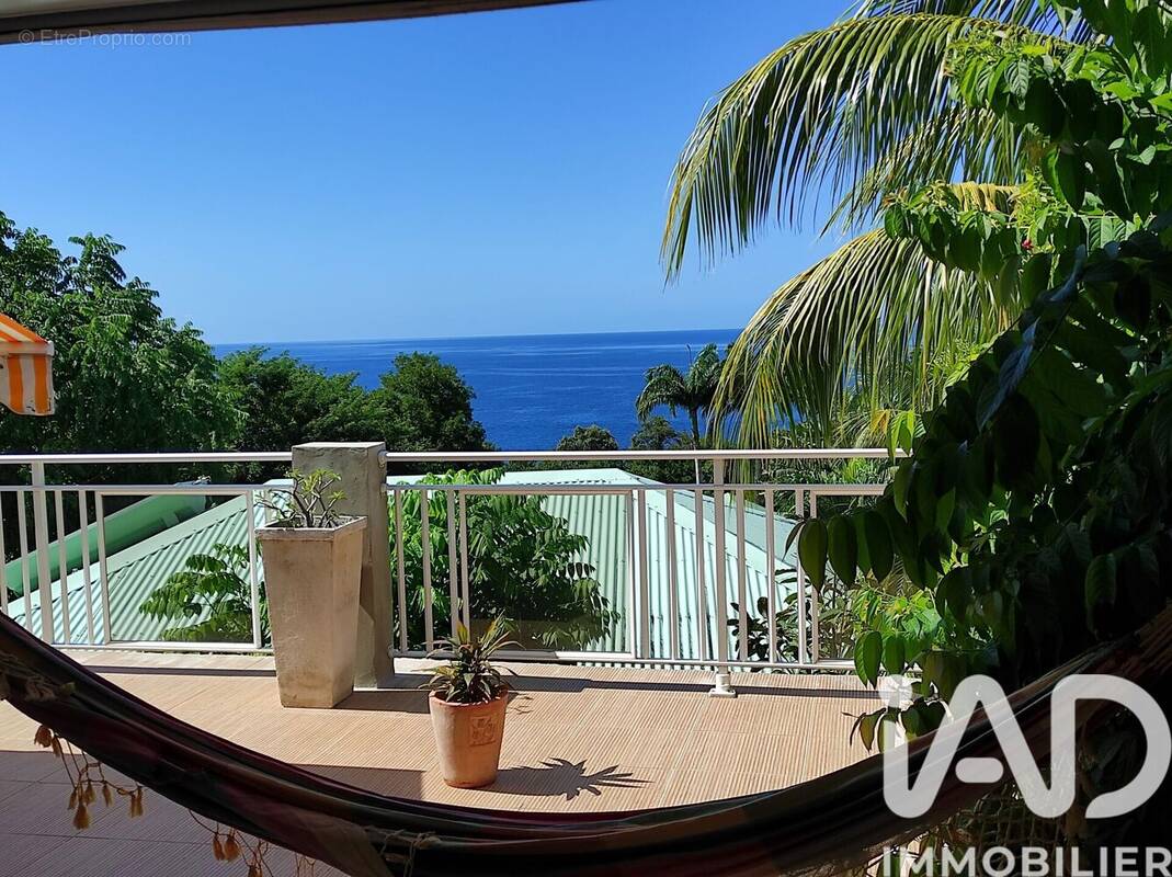 Photo 1 - Maison à POINTE-NOIRE