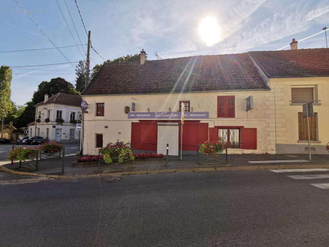 Commerce à ETREPILLY