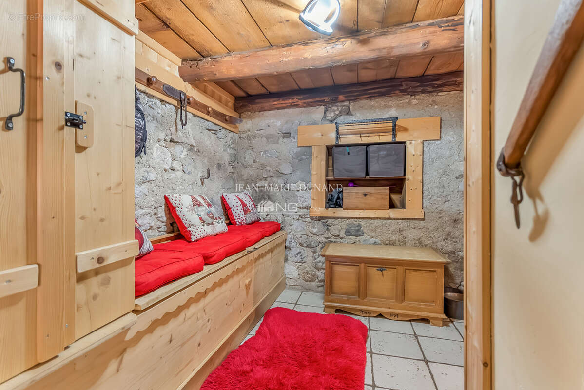 Maison à BOGEVE