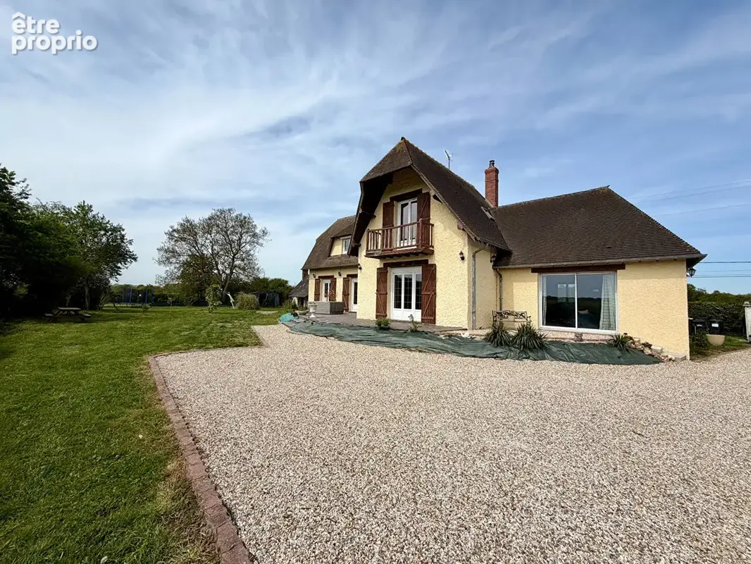 Maison à DAMVILLE