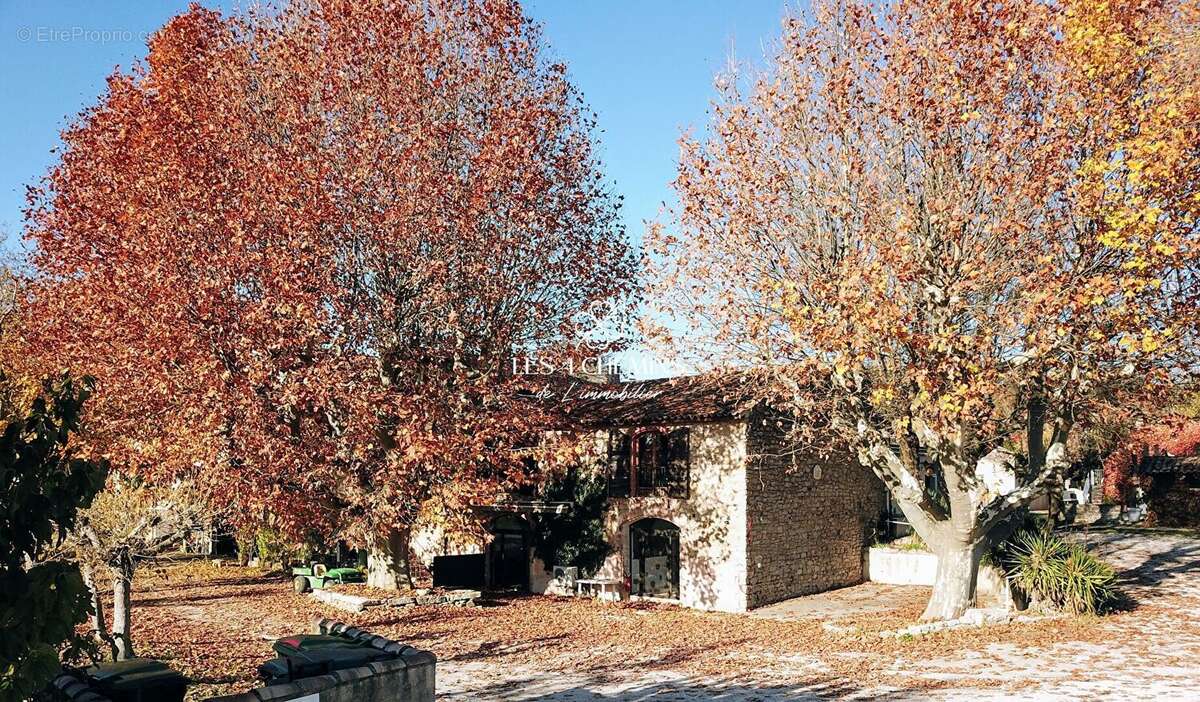 Appartement à TRETS