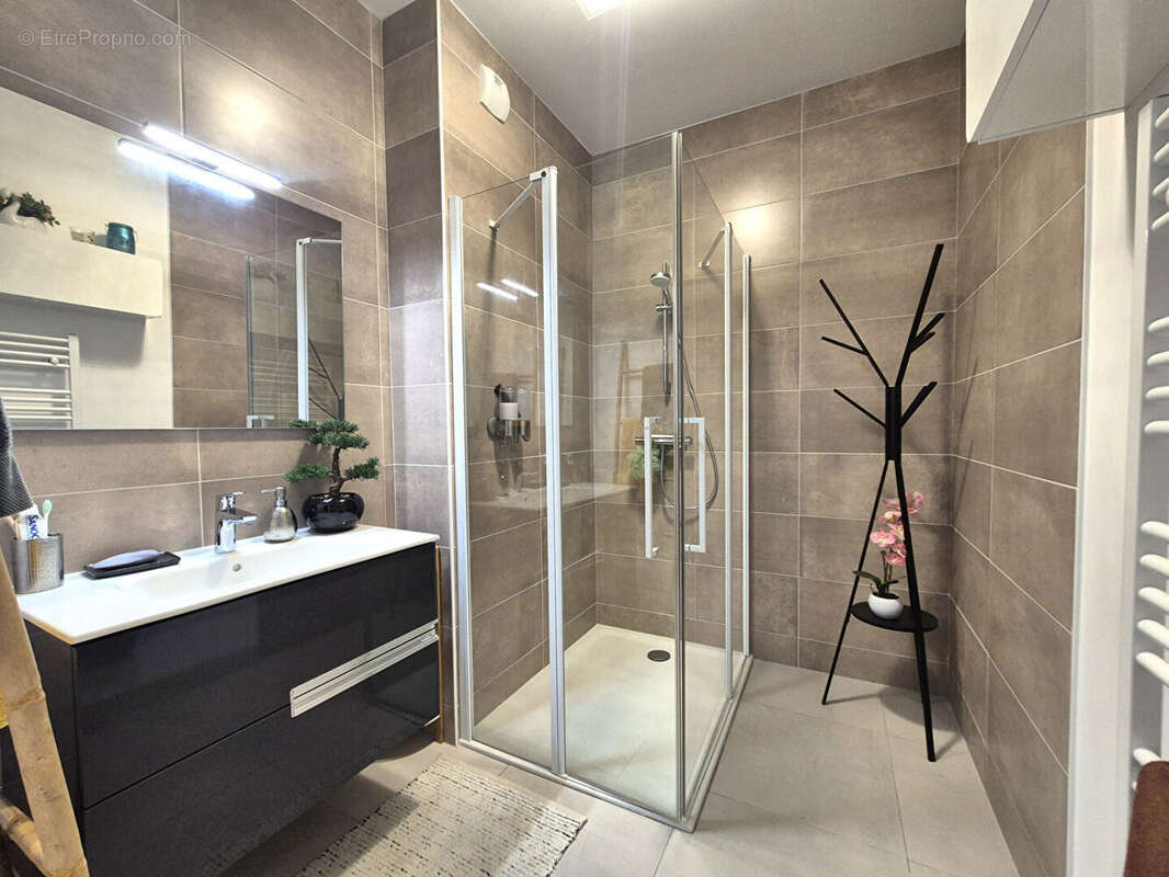 Exceptionnel : Appartement T4 vue mer sur la baie de Sion - photo 11