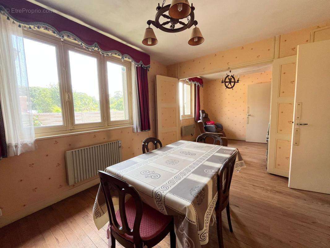 Maison 6 pièces (99 m²) à MEZIDON VALLEE D AUGE - photo 3