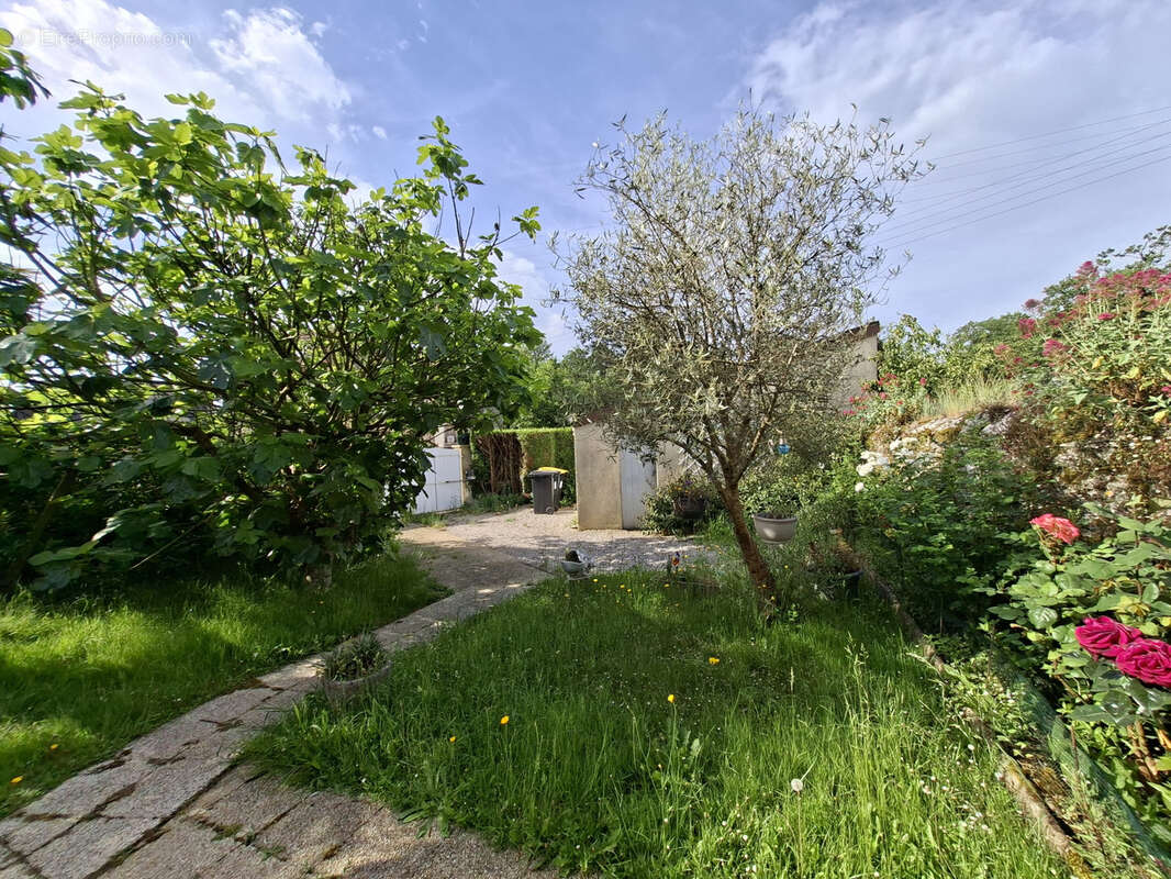 Maison à LE VAST