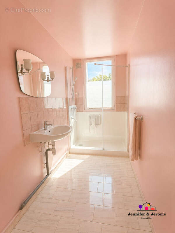 Appartement à EPINAY-SUR-SEINE