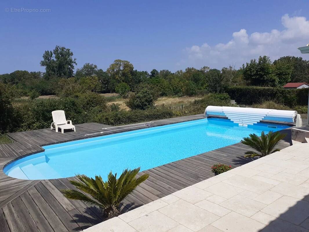 Maison à SAINT-VINCENT-SUR-JARD