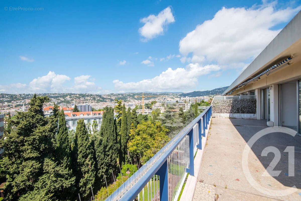 Appartement à NICE