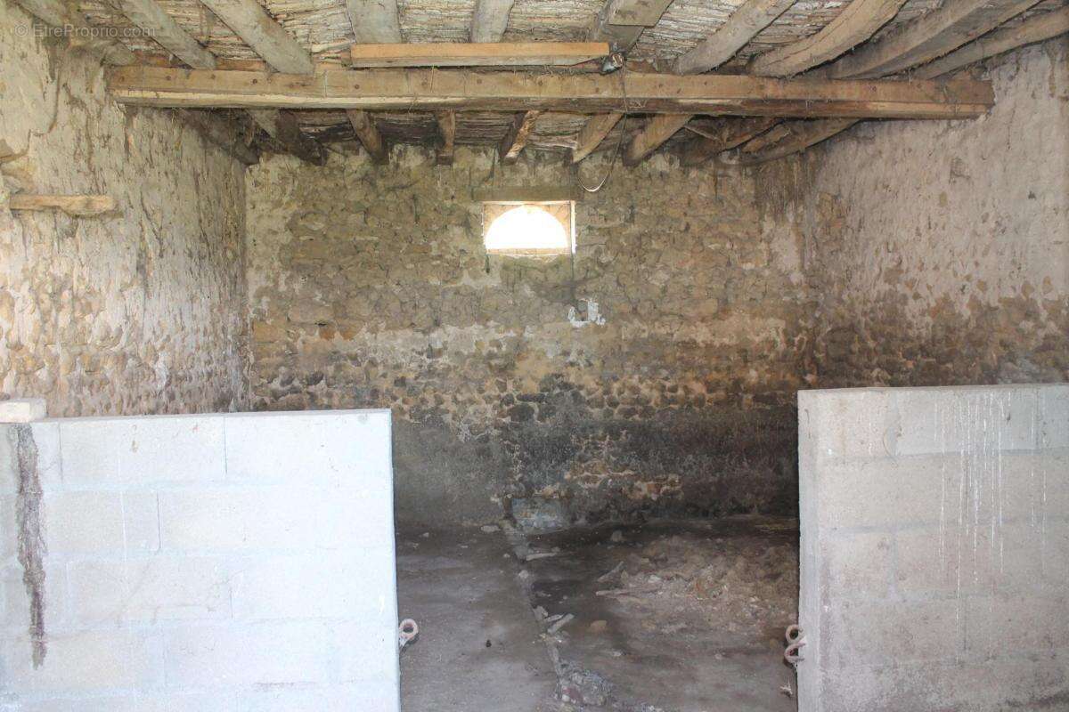 Maison à COULOMBIERS