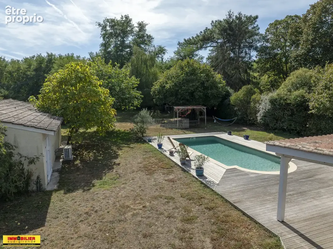 Maison de plain-pied avec piscine chauffée, au calme sur 2 500 m2 face aux bois - photo 5