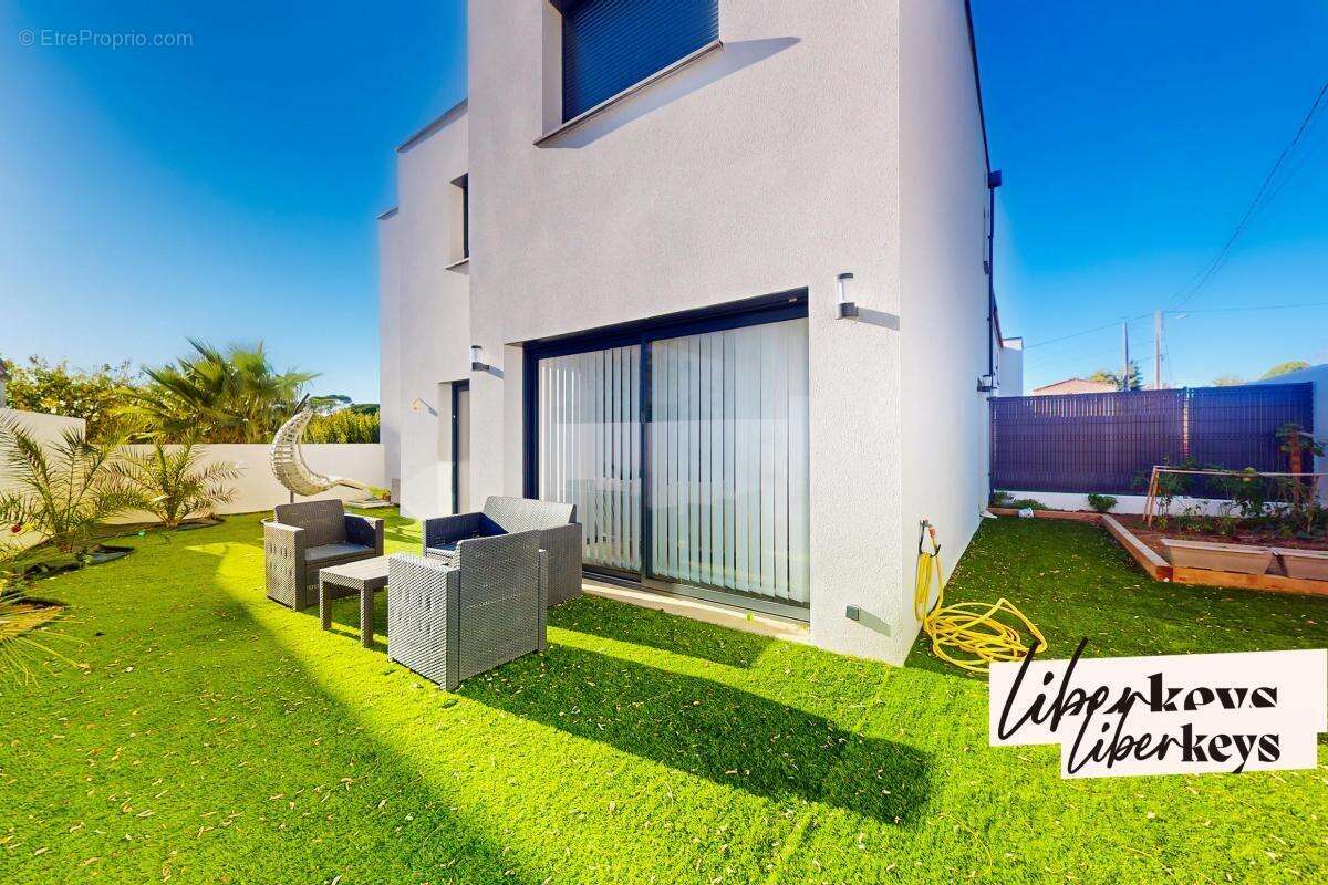 Maison à SAINT-GEORGES-D'ORQUES