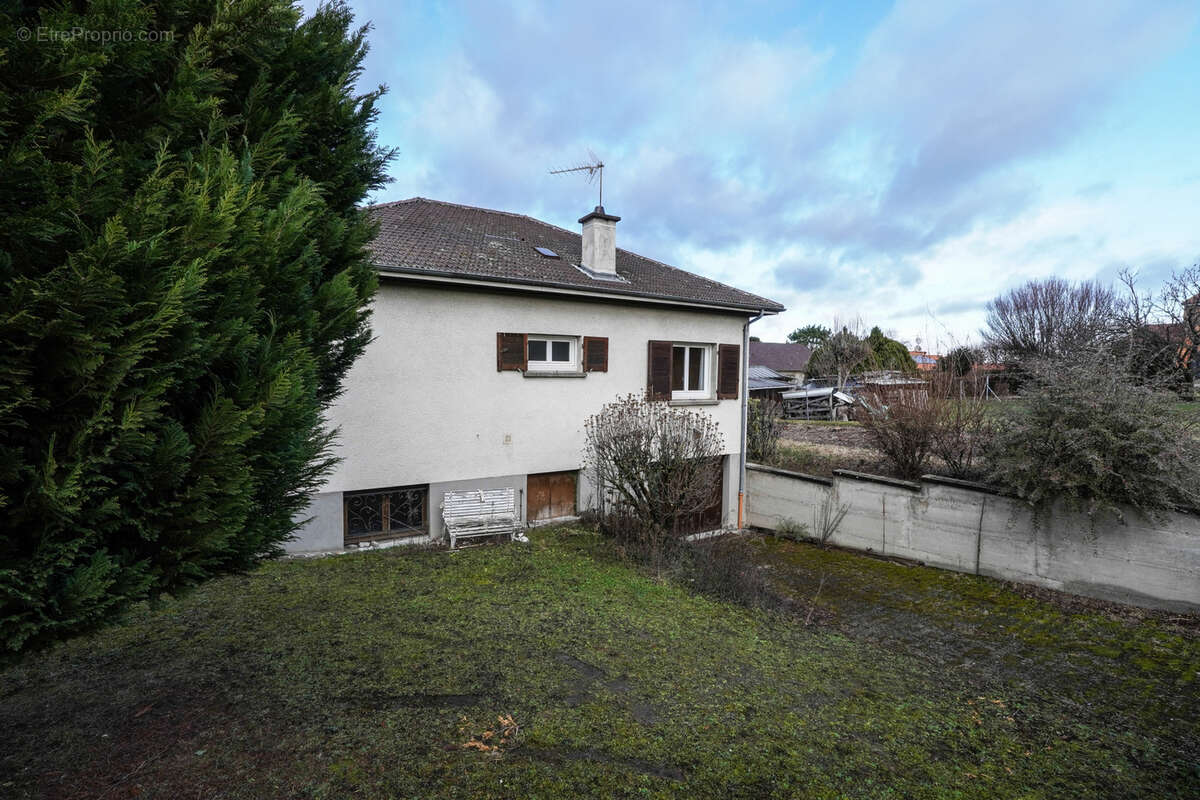 Maison à PONT-DU-CHATEAU