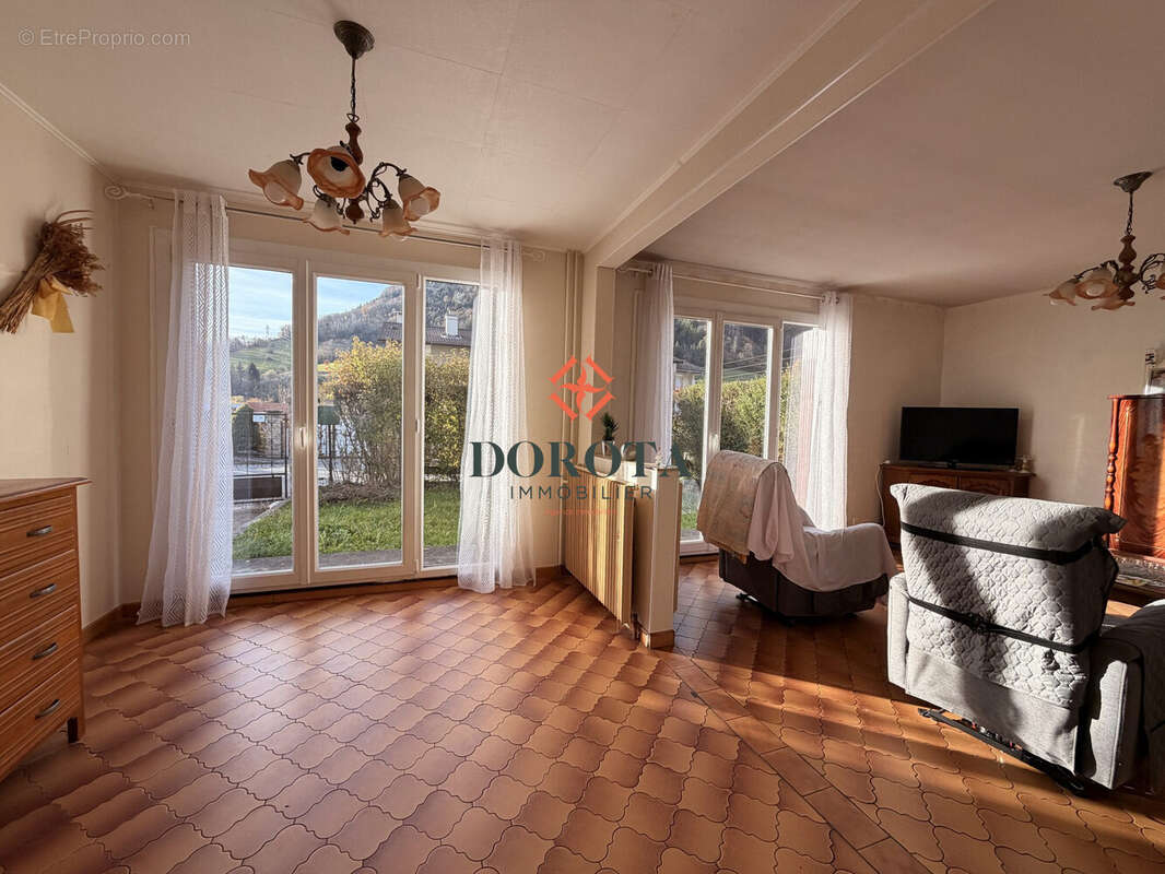 Maison à SAINT-PIERRE-D&#039;ALLEVARD