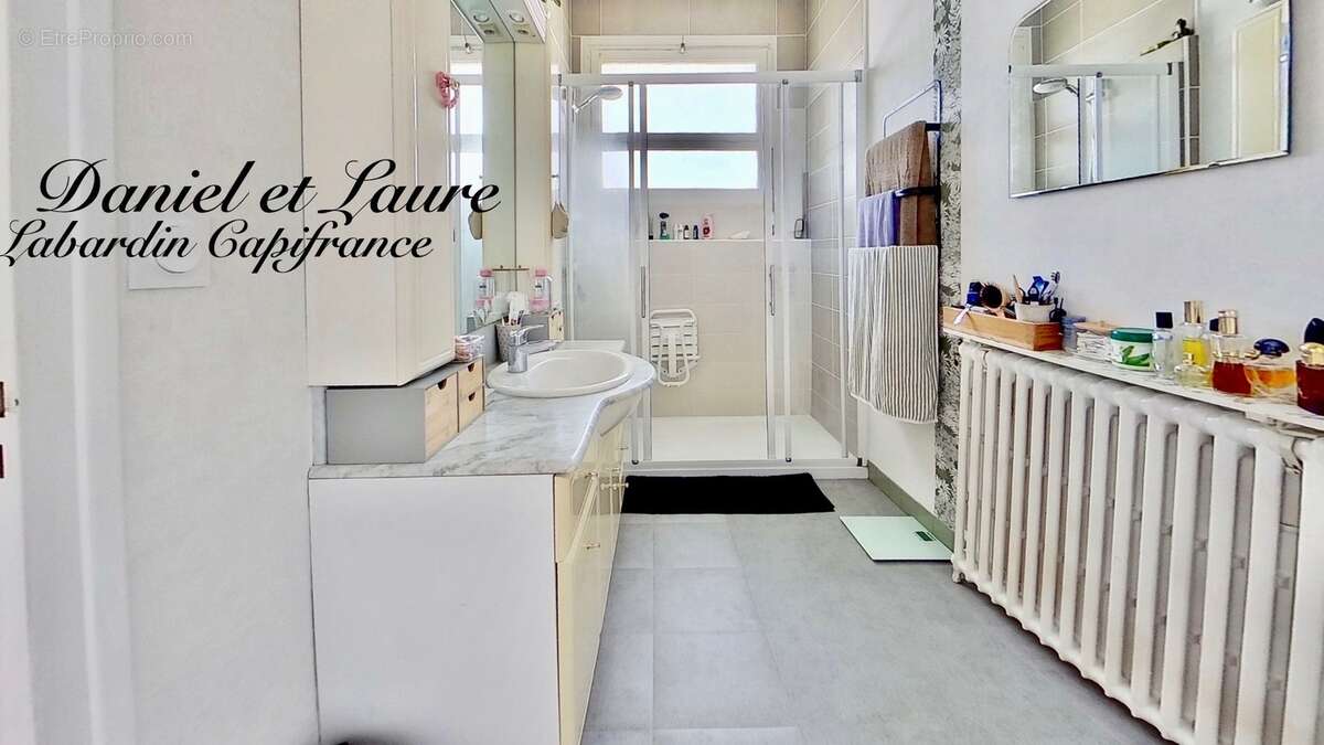 Maison de plain-pied - 4 chambres - garage - terrain clos - photo 5