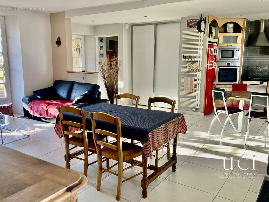 Maison 133 m² à Le Loroux-Bottereau  - photo 7
