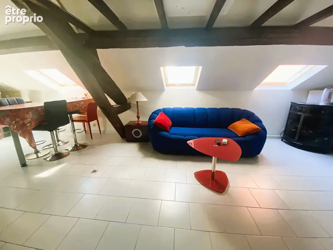 Appartement T1 à vendre à La Londe-les-Maures avec vue mer - Idéal investisseur - photo 4