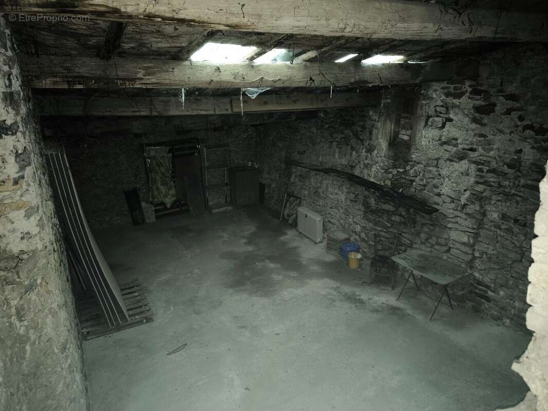 Maison à SAINT-JEAN-DE-SERRES