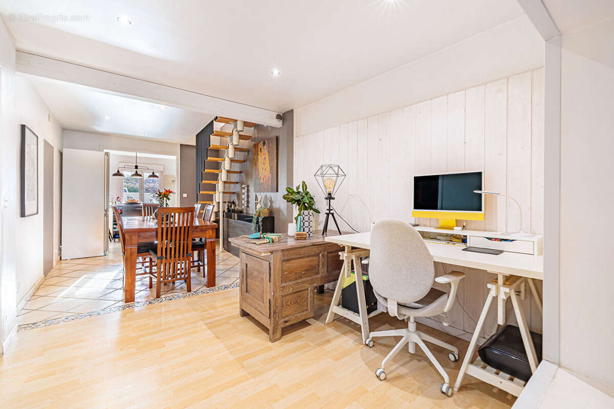 Coup de coeur pour cette maison de village type 4 d'environ 113 m² - photo 7
