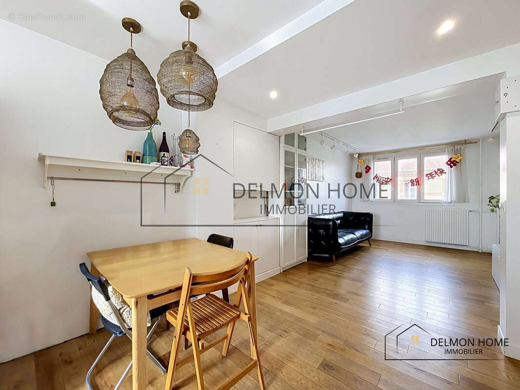 Appartement à LA GARENNE-COLOMBES