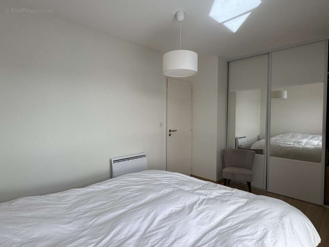 Maison 124 m² à Saint-Sebastien-Sur-Loire  - photo 8
