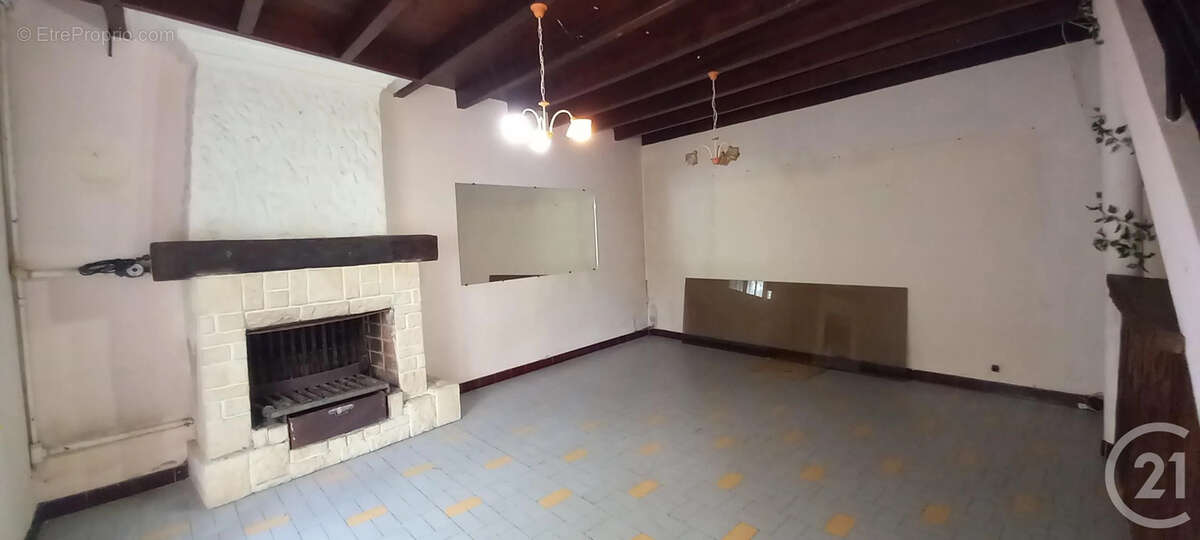 Maison à SABLONS