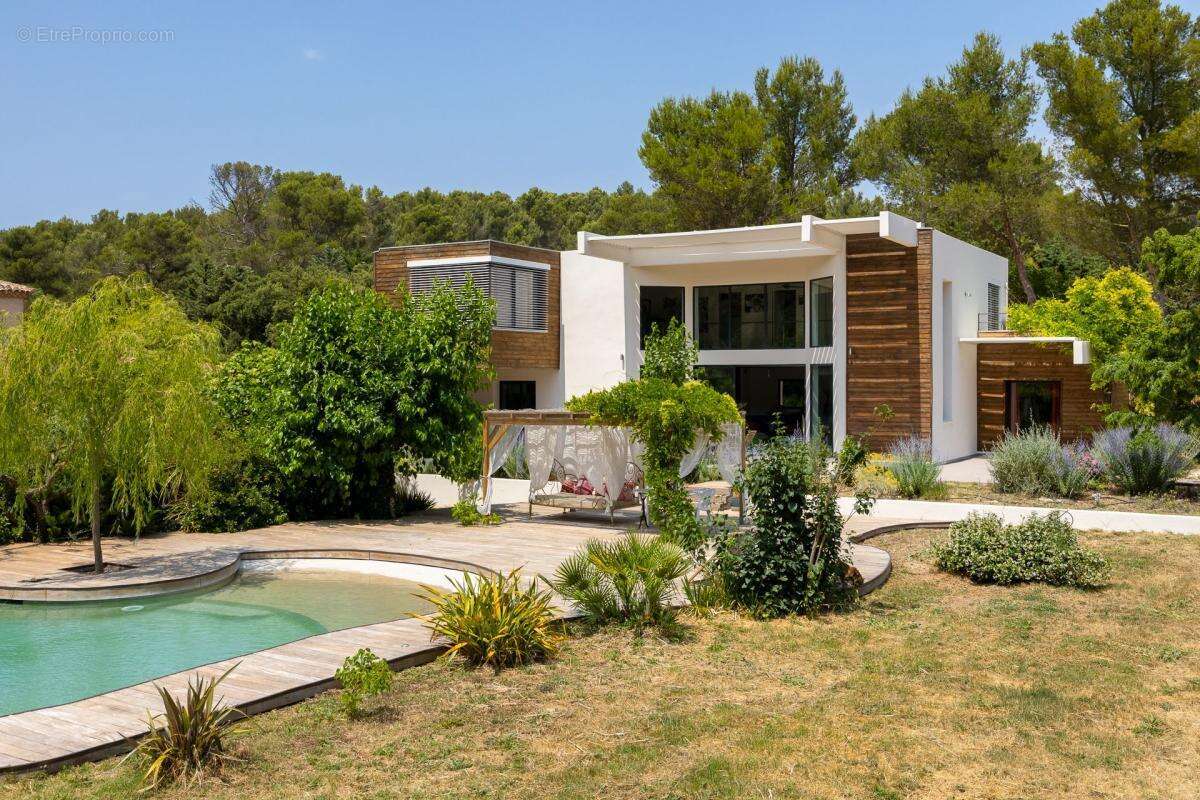 Maison à ROQUEFORT-LA-BEDOULE