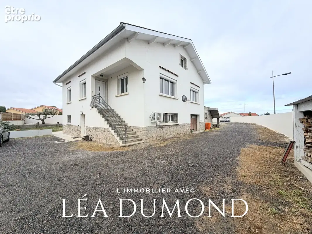 Maison spacieuse avec piscine - photo 2