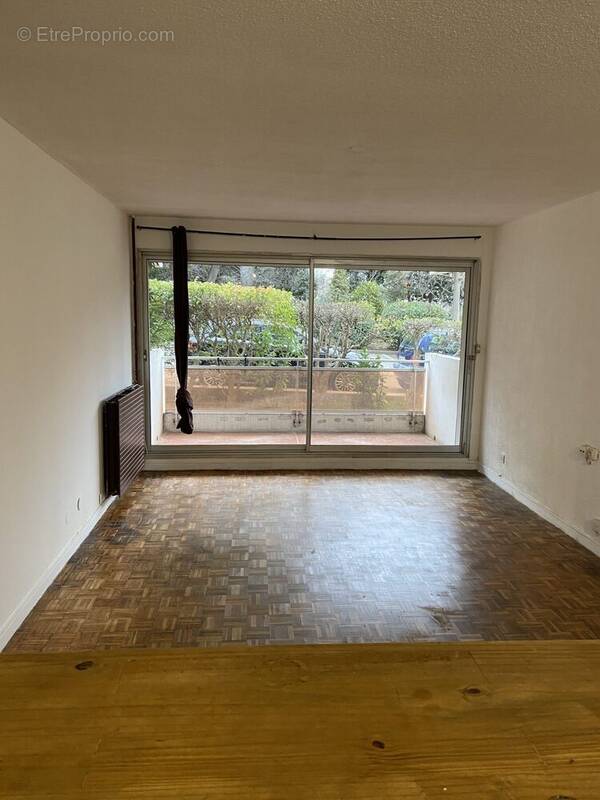 Appartement à MARSEILLE-10E