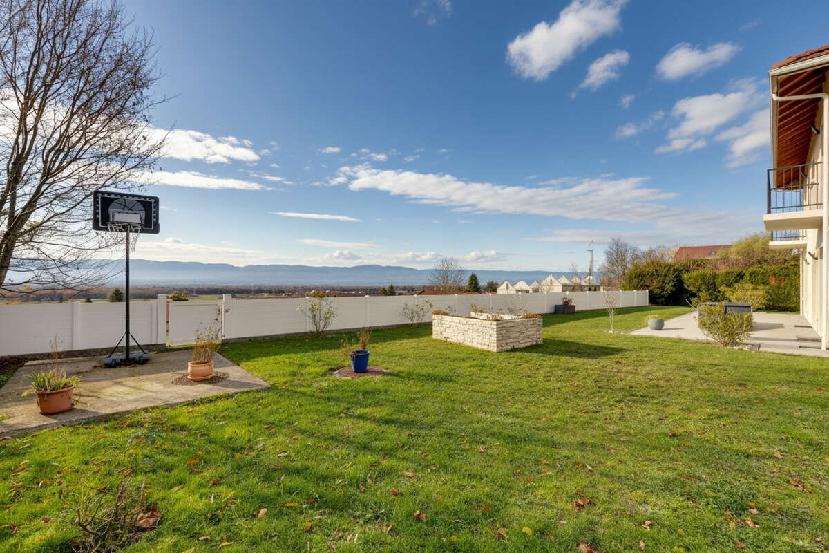 Maison à SAINT-CERGUES