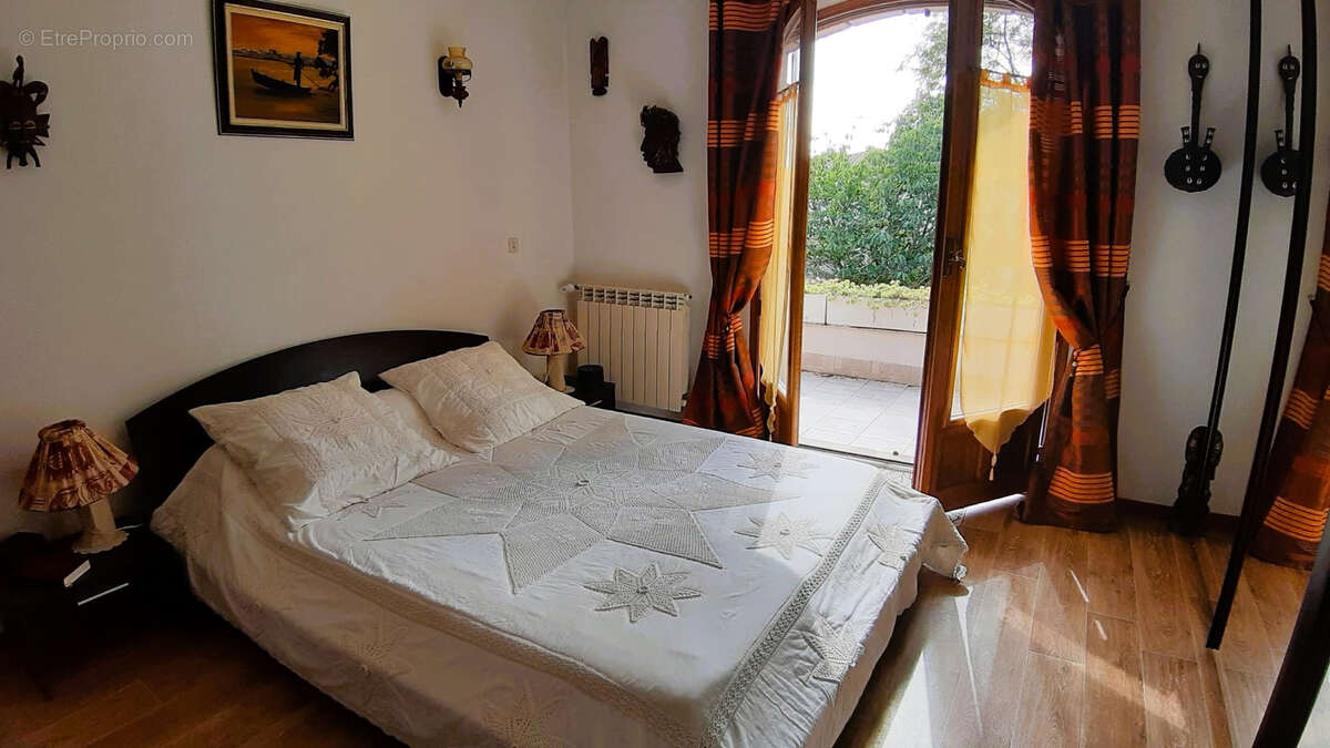 Maison à MESCHERS-SUR-GIRONDE