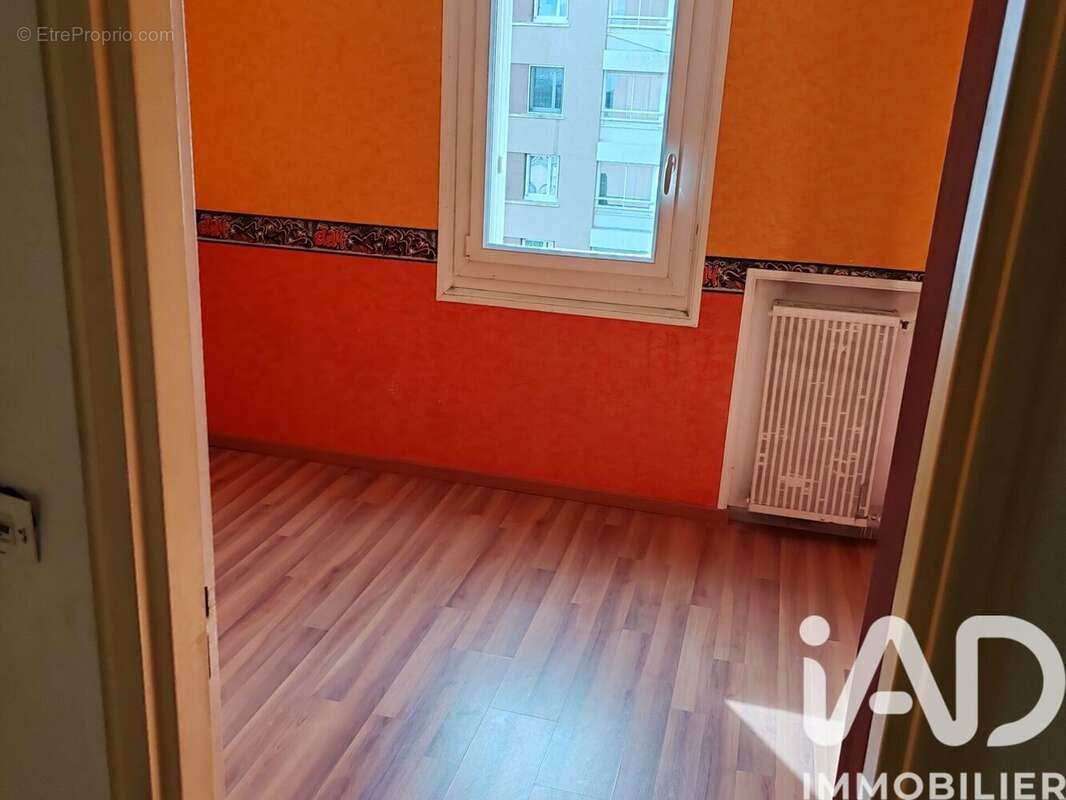 Photo 7 - Appartement à CORBEIL-ESSONNES
