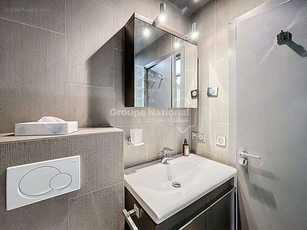 Maison à MANDELIEU-LA-NAPOULE