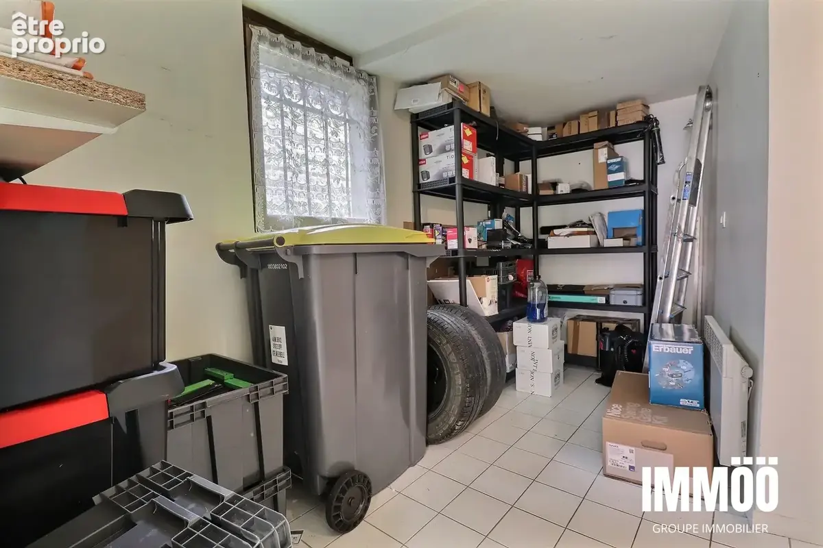 Commerce 52 m² à Notre-Dame-De-Bondeville  - photo 4