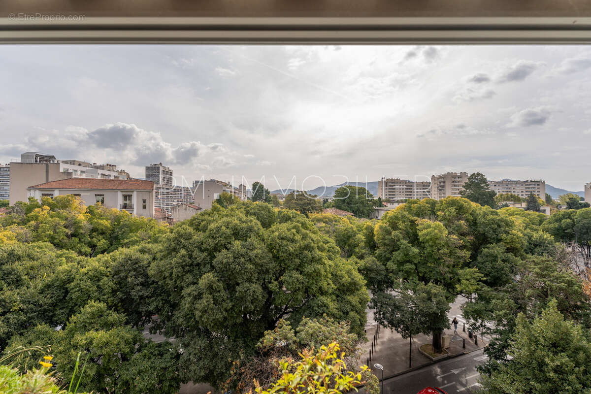 Appartement à MARSEILLE-8E