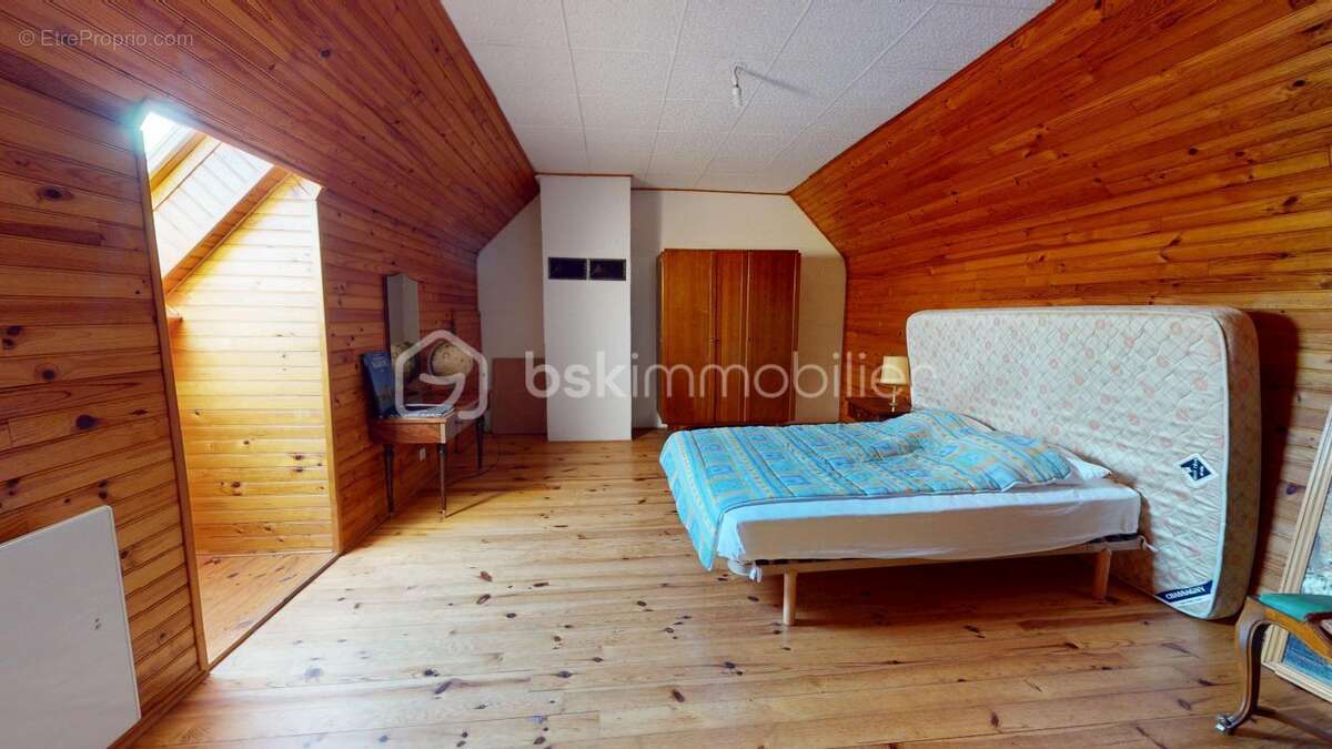 Maison à BELLEGARDE